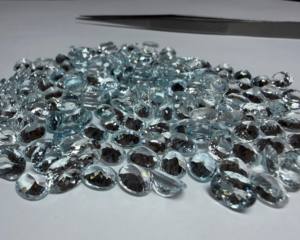 Piedra Preciosa de Aguamarina Natural AAA+++ Corte Esmeralda Ovalado 7x9MM Facetada |   Piedra de Aguamarina Azul Suelta para Joyería y Venta al por Mayor - Product Image 2