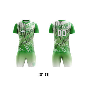 Maillot de football 2026 personnalisé imprimé par transfert thermique, short respirant à séchage rapide, uniforme d'équipe, tenue d'entraînement de football pour jeunes - Product Image 4