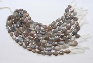 ลูกปัดมูนสโตนสีเทา AAA ทรงลูกแพร์เหลี่ยมเพชรพลอย ขนาด 10x16 มม. มูนสโตนธรรมชาติทรงลูกแพร์เจียระไน ขนาด 8 นิ้ว สำหรับทำเครื่องประดับ - Product Image 4