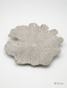 Bandeja Decorativa de Metal Chapada en Oro con Hojas, Plato de Loto de Aluminio Hecho a Mano, Moderno, para Bodas, Cumpleaños, Decoración Floral - Product Image 4