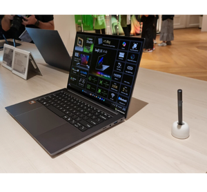 Clavier pour ordinateur portable Swift X 14 OLED SFX14-72G-57B5 avec disque dur SSD de 14,5 pouces et corps métallique - Product Image 2
