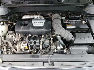 Hyundai Kona KU341092 2019, SUV Compacto con Interior Espacioso, Gran Capacidad de Carga, Eficiente en Consumo de Combustible, Vehículo Confiable para Conducción Diaria - Product Image 6