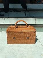 Boîte de rangement carrée en rotin tressé artisanal, best-seller indonésien, avec couvercle et poignée, motif croisé marron, sac de transport 2.0-3.0L