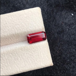 Pierre précieuse grenat rouge non chauffé, taillée en facettes, rhodolite grenat, pierre brute pour la fabrication de bijoux et bagues - Product Image 4