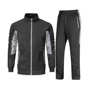 Survêtement en polyester respirant pour homme, tenue d'entraînement haut de gamme pour la salle de sport, la course à pied, l'exercice et la mode streetwear - Product Image 4