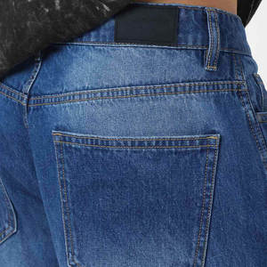 Shorts en jean pour homme au design minimaliste et épuré, style polyvalent, coutures renforcées, durables, 100% coton, décontractés - Product Image 4