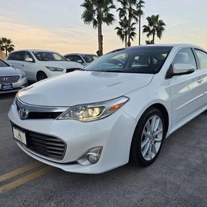 Toyota Avalon Limited Plus 2015 Usado en Buen Estado, Sin Accidentes, Volante a la Izquierda/Derecha - Product Image 1