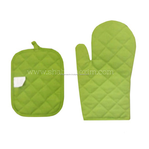 Outil de sécurité Mitaines de four en coton de couleur unie résistant à la chaleur avec support de casserole Équipement de cuisine pour la cuisson et la cuisine d'Inde - Product Image 1