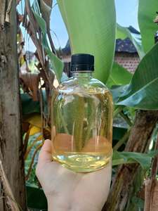 Aceite de Coco Fraccionado Refinado Orgánico Prensado en Frío de Grado Alimenticio del Delta de Vietnam, 99% de Pureza, Empaque a Granel/Barril de 1000L para Uso Industrial - Product Image 1