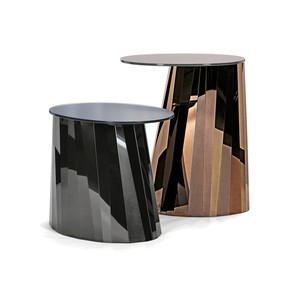 Mesa Auxiliar de Café Moderna y Minimalista con Base Geométrica de Acero Dorado y Tapa de Metal, Mueble Elegante para el Hogar - Product Image 6
