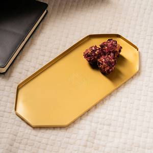 Plateau de service hexagonal de luxe en or pour la restauration, plateau de service en métal pour hôtel et restaurant, vaisselle élégante et minimaliste en gros - Product Image 1