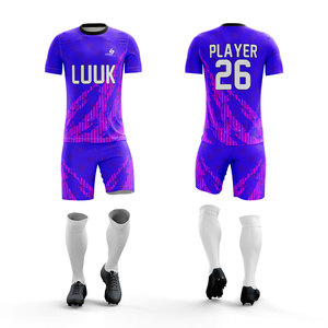 Conjunto de Camiseta y Pantalones Cortos de Fútbol para Hombre LUUK International Personalizados, Talla Grande, 100% Poliéster, Transpirables y que Absorben la Humedad - Product Image 4