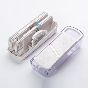 Ensemble de mandoline professionnelle 7 pièces avec récipient en plastique, outils manuels pour fruits et légumes, lames en acier inoxydable, nettoyage facile, intelligent - Product Image 6