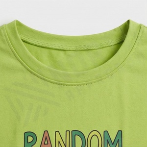 T-shirt de sport personnalisé en coton pour femme, coupe courte, style athlétique, idéal pour le yoga, le fitness, la gym et le streetwear décontracté - Product Image 4