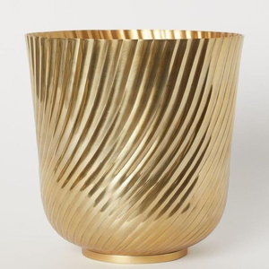 Maceta Metálica de Lujo con Rayas Doradas, Moderna, Decorativa para Interiores y Exteriores, Elegante Florero para Sala de Estar y Oficinas - Product Image 3