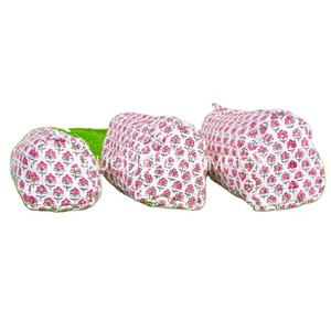 Vente en gros Fabricant indien de trousse de toilette rose matelassé Organisateur de maquillage en coton avec fermeture à glissière Imprimé bloc à la main pour femmes - Product Image 1