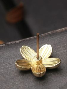 Porta Incienso Personalizado de Primera Calidad, Quemador de Incienso Portátil de Lujo para el Hogar con Acabado Dorado Brillante de Alta Calidad - Product Image 3