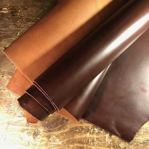 Cuero curtido vegetalmente para zapatos, bolsos, cinturones, collares para perros, correas, hechos con cuero de vaca y cuero de búfalo. - Product Image 1