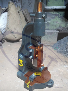 <b>SAT</b> Hand Press <b>Machine</b> - Product Image 3