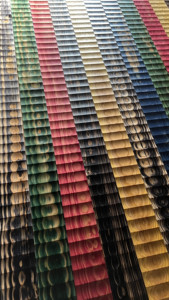 ไม้พื้นไม้ซีดาร์ญี่ปุ่นยี่ห้อ IRODORITAI WAVE Konami รุ่น Modern Noctilucent Dyed Solid แบบ Tongue Groove สำหรับใช้ในบ้านเพื่อความบันเทิง - Product Image 4