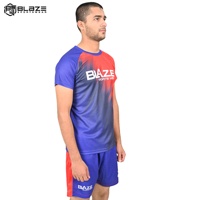 Blaze Fight Wear personnalisé nouveau Design de football Kit d'uniforme de football original d'usine de haute qualité ensemble complet costume de football maillot de football