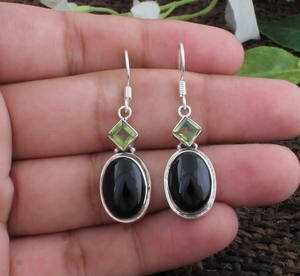 Pendientes de Plata de Ley 925 con Ónix Negro Natural y Peridoto, Joyería Genuina de Múltiples Piedras, Fabricante Mayorista - Product Image 2