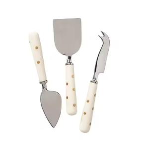Ensemble de couteaux à fromage en métal de haute qualité, outils de découpe de fromage durables pour les événements - Product Image 4