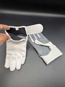 Guantes de Béisbol y Bateo de Cuero Blanco, Cierre de Gancho y Bucle Ambidiestro, Duraderos para Entrenamiento, Unisex, Talla Juvenil L - Product Image 6