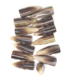 Bouton à bascule en corne de buffle naturelle authentique, écologique, fait main, poli, art moderne et objet de collection - Product Image 5