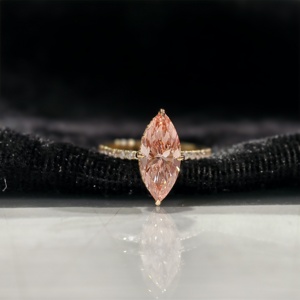 แหวนหมั้นทองคำขาว 14K สำหรับผู้หญิง รุ่นคลาสสิก ได้รับการรับรองจาก IGI เพชรสีชมพูสดใส 3 กะรัต เพชรเพาะเลี้ยงทรงมาร์คีส์ สำหรับวันครบรอบแต่งงาน - Product Image 6