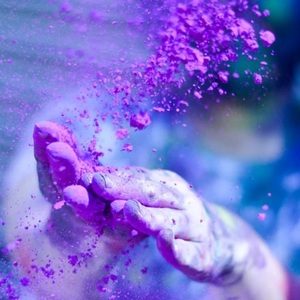 Poudre de couleur biodégradable, sans danger, non toxique, douce pour la peau, testée en laboratoire, pour une utilisation en extérieur lors de Thanksgiving, avec des couleurs personnalisées - Product Image 4