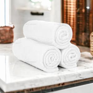 Toalla de Baño de Algodón Sostenible para Hotel, Blanca, 70x140 cm - Product Image 1