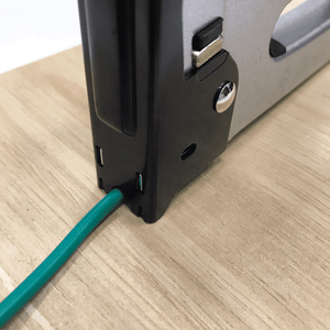 Engrapadora Manual de Cables 2 en 1 JY819, Pistola de Clavos Industrial y para Bricolaje para Madera, Fuente Neumática - Product Image 2