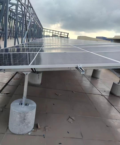 Sistema de Almacenamiento de Energía Solar de 12KW 230VAC, Inversor Híbrido con Batería LiFePO4 de 32KWH Apilable, Panel Solar de 630WP y Kits de Montaje - Product Image 1