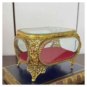 Boîtes à bijoux modernes en verre biseauté en laiton |   Organisateur de bijoux fait main, couleur et taille personnalisées, pour la décoration de la maison et les cadeaux - Product Image 1