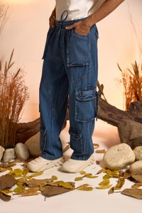 Jeans en denim de qualité supérieure, finition premium, tissu en coton importé, coton peigné brossé, écologique, déchiré, poids moyen - Product Image 3