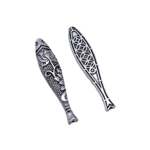 Cuentas de Loto con Diseño de Pez <span class=keywords><strong>Koi</strong></span>, 43x9.3x4.8mm, Plata Antigua con Filigrana y Orificio Pasante para Pulsera de Feng Shui - Product Image 4