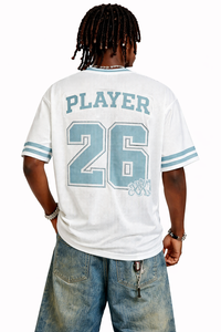 Camiseta de fútbol americano de malla oversize con cuello redondo, poliéster, números desgastados, mangas con rayas, personalización de marca, producción con MOQ bajo - Product Image 3