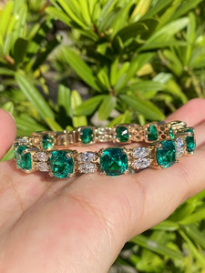 กำไลข้อมือเพชรทรงเหลี่ยมมรกตเงินแท้ 925 ชุบทอง 14K หรูหราสำหรับผู้หญิง ได้รับการรับรองจาก IGI สี E/F เพชรเพาะเลี้ยงในห้องปฏิบัติการ ความสะอาดระดับ VS-VVS - Product Image 3