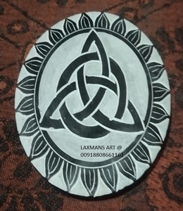 Quemador de incienso aromático indio de piedra suave y recogedores de cenizas tallados a mano diseños mixtos al por mayor - Product Image 1