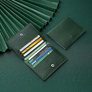 Porte-cartes fin en cuir véritable, portefeuille pliable pour femmes et hommes, organisateur compact de cartes d'identité et de cartes de crédit avec emplacement pour permis de conduire - Product Image 1