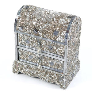 Boîte à Bijoux Personnalisée avec Perles et Miroir, Organisateur pour Tikka Kumkum ou Cadeau de Mariage, Petite Boîte de Rangement Portable pour Bijoux - Product Image 5