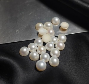 Perlas de Agua Dulce Naturales, Corte Brillante Redondo, de Rare Gems Factory, Cabujón Blanco de 3mm-12mm, con Certificación de Terceros - Product Image 3