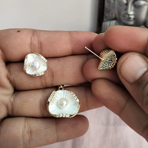 ชุดจี้เปลือกหอยมุกน้ำจืด ชุดมุกเปลือกหอยมุกเคลือบทอง ขายส่ง - Product Image 3