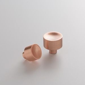 Poignées de meuble minimalistes en métal doré pour armoires de cuisine, quincaillerie durable pour portes de maisons, hôtels et villas - Product Image 3