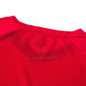 Tenue de sport au design unique, respirante, à prix abordable, uniforme de football, couleur et taille personnalisées, haute qualité, unisexe adulte - Product Image 3