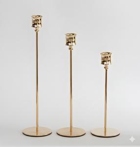 Collection de bougeoirs nordiques en métal sans flamme – Décoration de Noël minimaliste et élégante pour la maison avec texture en fer artisanale - Product Image 2