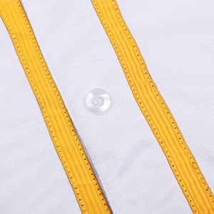 Uniformes de baseball personnalisés pour hommes ADIHA IMPEX avec des maillots en mesh de qualité supérieure et un maillot à col en V avec boutons sur le devant Noir Blanc - Product Image 3