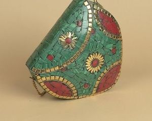 Bolso de Hombro Floral con Mosaico Kundan, Bolso Cruzado Hecho a Mano para Mujer, Estilo Artístico Único, Acabado Premium - Product Image 2