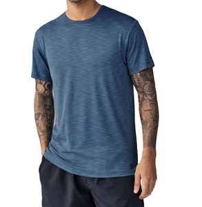 Camiseta Deportiva Transpirable para Hombre, Diseñada para el Movimiento, Cuello Redondo, Manga Corta, para Uso en Verano, Hecha de Algodón y Poliéster - Product Image 1
